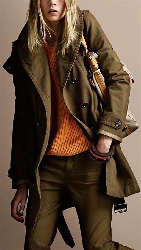 burberry brit abbigliamento